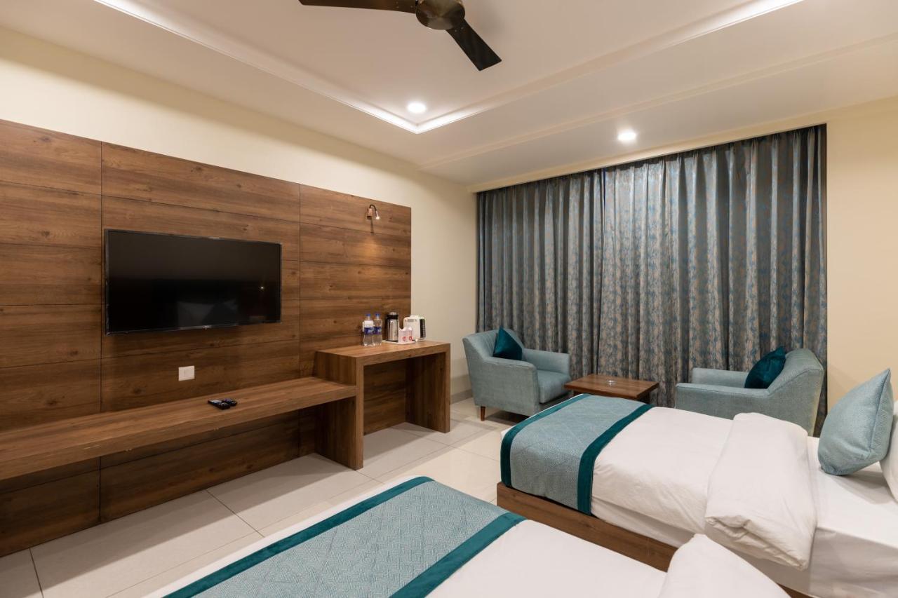 Hotel Highway King Bilaspur Manesar Eksteriør billede